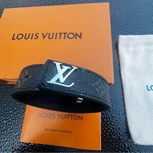 Louis Vuitton Orange and Cream Packaging Set
